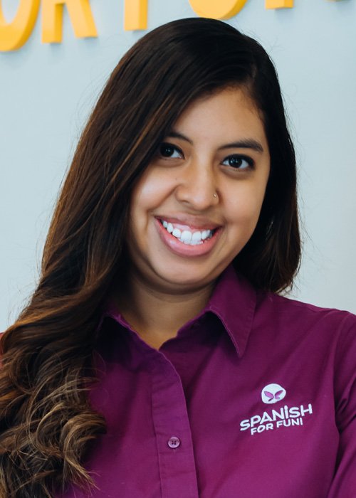 Luisa-Rivera-Center-Director Valeria